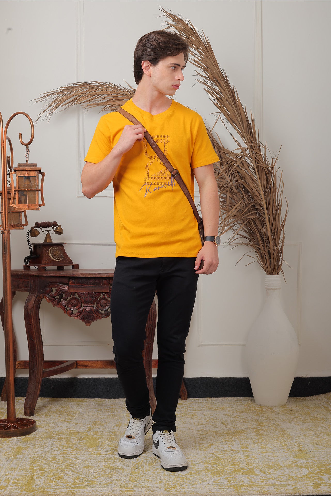 Yellow Kanwills Sandglass printed | Regulat Fit